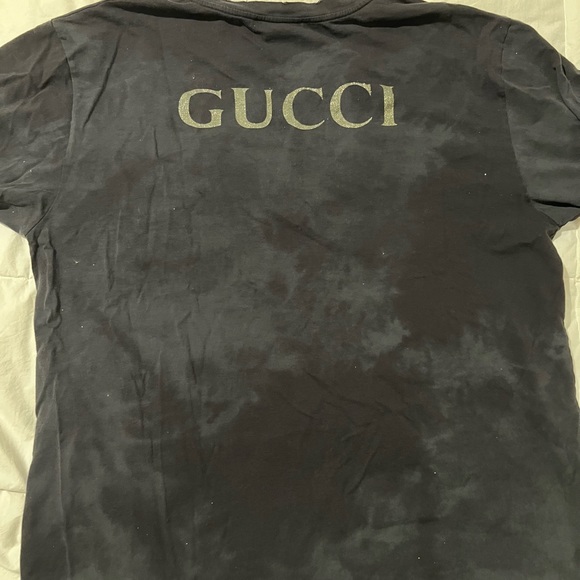 Authentic Gucci unisex T-SHIRT. Sold out barely worn, no flaws. - Picture 5 of 6
